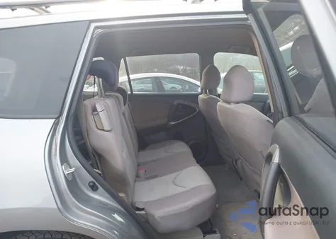 2006 Toyota Rav4 Base V6 z USA, uszkodzony, nr VIN JTMBK35V265006693